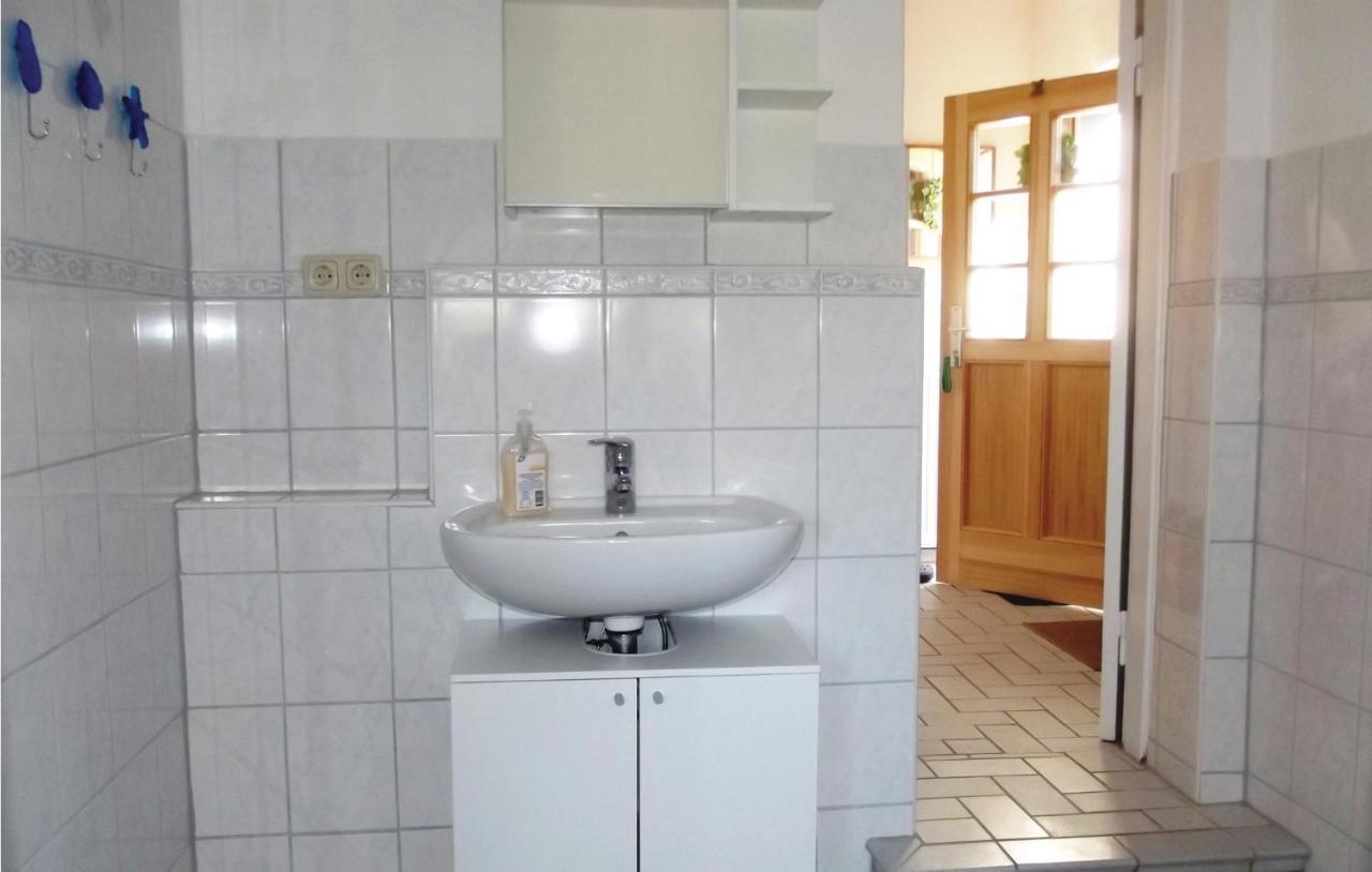 1 Bedroom Nice Apartment In Flueggendorf Klausdorf  Esterno foto
